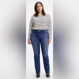 LEVIS CLASSIC STRAIGHT WOMEN'S JEANS  Size 18 Short W34 L28